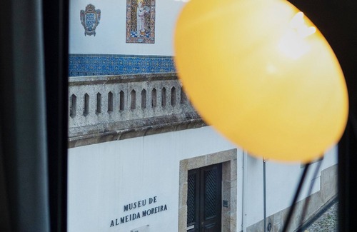 Viseu Apartamento | APA studio O - Oferta de vino y internet Bemyguest de la Nueva Era