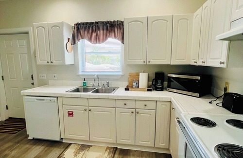 Historic Downtown Apalachicola Apartamento | Apalach Escape- Walking Distance to Everything