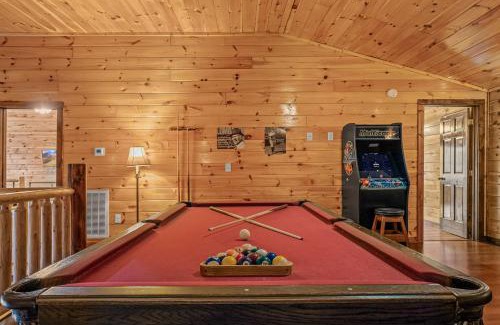 Cosby Casa | Apalachee Pool lodge