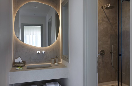 Akrotiri Hotel | Apanemo Hotel