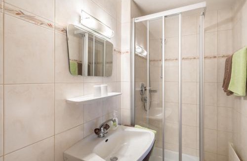 Saalfelden am Steinernen Meer Apartamento | Apartment Sommerstein by Interhome