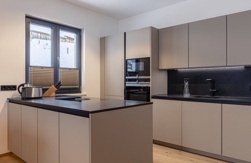 Sankt Martin am Tennengebirge Apartamento | Apartment & Infinity Pool