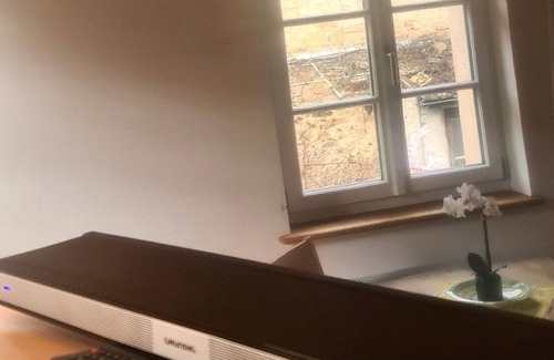 Gimmeldingen Apartamento | Apartment Idig in an old sandstone building