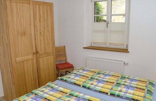 Gimmeldingen Condominio | Apartment in the romantic sandstone guest house