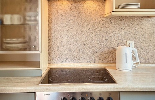 Klein Bollhagen Apartamento | Apartamento 'Fewo Sonnengelb - Fulgenhaus' con balcón