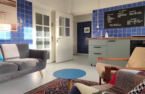 Amsterdam North Apartamento | Aparment in former bathhouse. Free parking