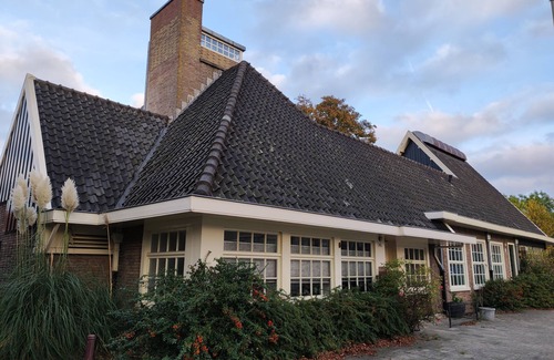 Amsterdam North Apartamento | Aparment in former bathhouse. Free parking