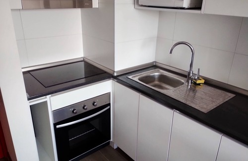 Quinta Normal Apartamento | Apart 02 Hermoso departamento nuevo, cercano al centro, full conectividad