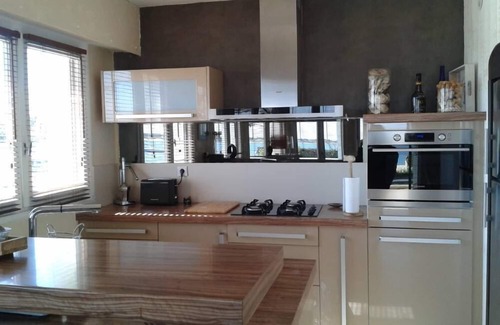 Arcachon Apartamento | APART. 1st LINE ARCACHON FACING SMALL BEACH WIFI - 5 pers. PARK.