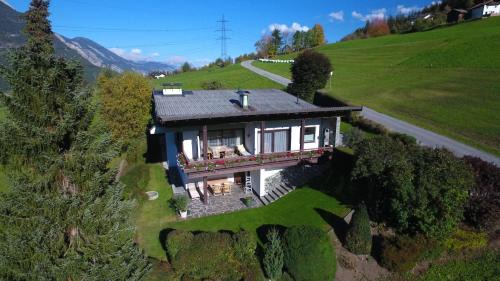 Arzl im Piztal Apartamento | Apart Adele