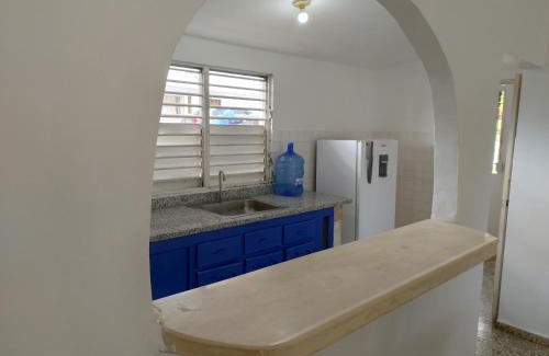 Barrio La Fortaleza Vieja Apartamento | Apart cercano al muelle y al malecón de Samana