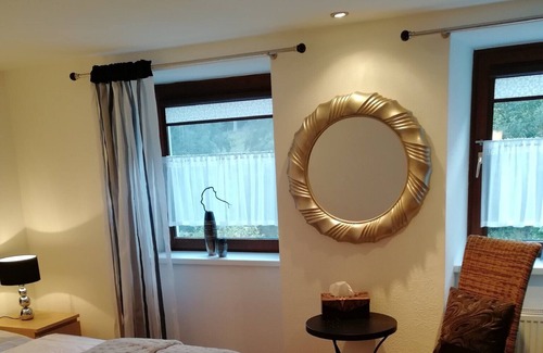 Eisenbach Apartamento | Apartment 'Ehinger' with Private Terrace, Private Garden and Wi-Fi