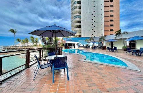 Mucuripe Casa | Apart-Hotel Iate Plaza, vista completa da Orla de Fortaleza