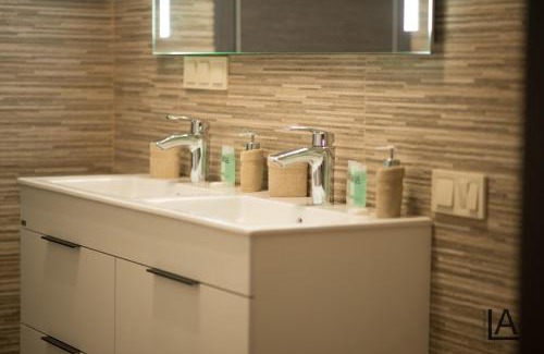 Dniprovs'kyi District Apartamento | Apart hotel Lake Apartments