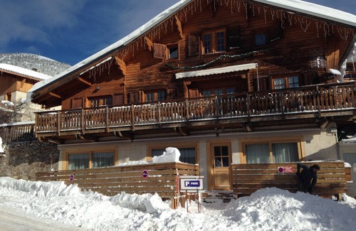 Viel-Alpe Chalet De Esquí | Aparte. ***** en chalet amplio y luminoso, ski-in ski-out, route du TDF