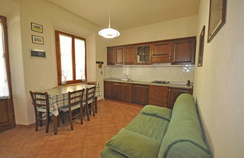 Montecatini Val di Cecina Apartamento | Apartamento '4' con piscina compartida, jardín compartido y Wi-Fi