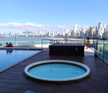 Pioneiros Apartamento | Apart um dormitório com vista para estrada da rainha