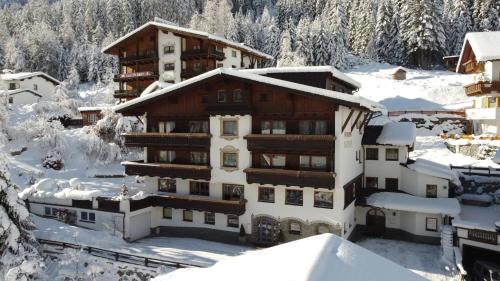 Feichten Casa | Apart - und Frühstückspension Jägerheim