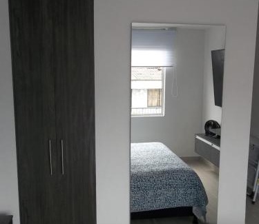 Pereira Apartamento | Apartaestudio en Pereira con vista al viaducto - Beatiful apartment with city view