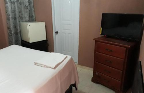 Bavaro Casa | Apartahotel Next Nivel - Queen Room with Fan