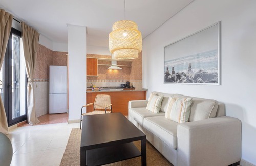 El Puerto de Santa María Hotel | APARTAMENTOS MOON DREAMS PUERTO