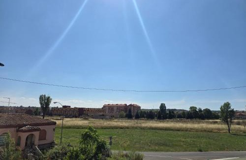 Carbajal de la Legua Apartamento | Apartamento de 2 dormitorios en León