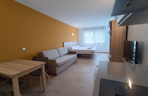 Santiago de Compostela Complejo | Apartamentos Pontepedriña by Bossh