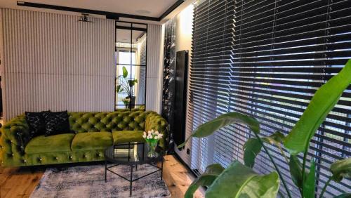 Kielce Apartamento | Apartament Dark Prestige NEW ! - dostęp 24h, PROJEKTOR , garaż podziemny , klimatyzacja , duży taras