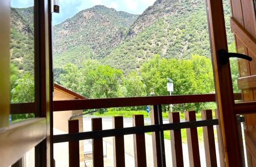 Escalo Apartamento | Apartament de muntanya i lluminós by RURAL D'ÀNEU
