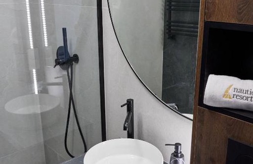 Wilkasy Apartamento | Apartament E10 w Nautica Resort nad jeziorem w Giżycku