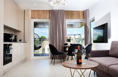 Wilkasy Apartamento | Apartament E18 w Nautica Resort nad jeziorem w Giżycku