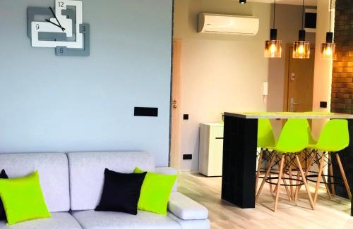 Wilkasy Apartamento | APARTAMENT ELEGANCE GREEN w Nautica Resort