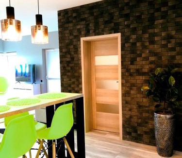 Wilkasy Apartamento | APARTAMENT ELEGANCE GREEN w Nautica Resort