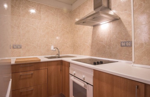 Sant Adria de Besos Apartamento | Apartamento entero con 2 habitaciones. 15min al centro en tren