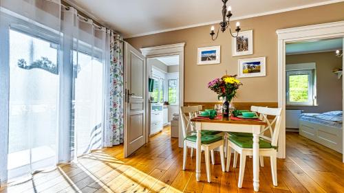 Swieradow-Zdroj Apartamento | Apartament EVEREST z PRYWATNĄ Sauną - 5D Apartamenty