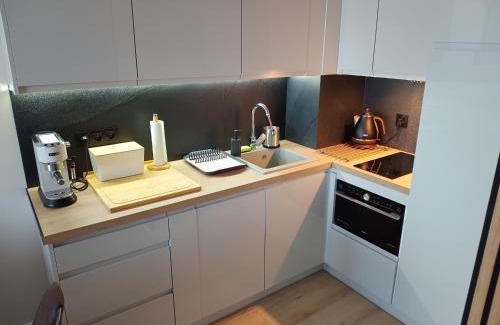 Sianozety Apartamento | Apartament Grey 52, 3 min od plaży, basen, plac zabaw, darmowy parking!