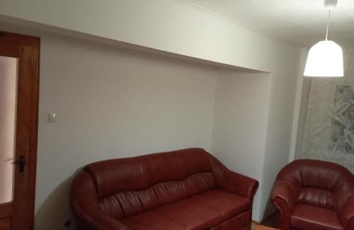 Baile Herculane Apartamento | Apartament Herculane cu vedere la munte