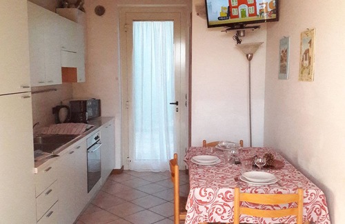 Desenzano del Garda Apartamento | APARTAMENTO ESMERA CERCA DE LA CIUDAD DE DESENZANO