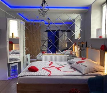 Gniezno Apartamento | Apartament "Love" Centrum z dużą wanną dla Dwojga