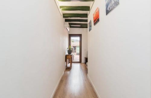 Canaletes Apartamento | Apartament Montserrat