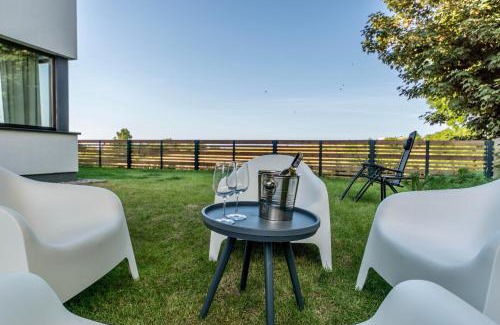 Mechelinki Apartamento | Apartament nadmorski z ogródkiem