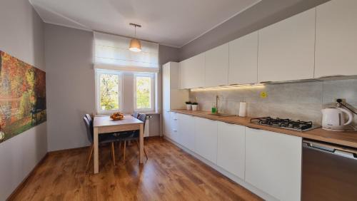 Gniezno Apartamento | Apartament Parkowy Piątka