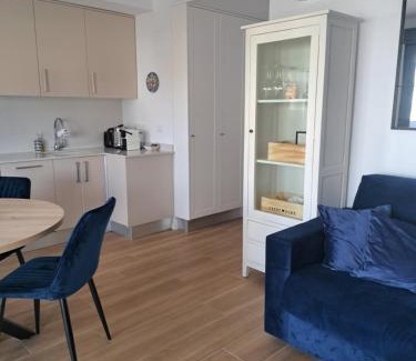 Grao de Gandia Apartamento | Apartament Playa Gandia - nowy apartament z basenem, 350 m od plaży