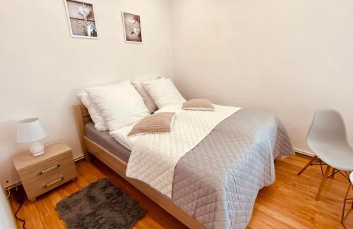 gmina Lewin Kłodzki Apartamento | Apartament Przy Rynku