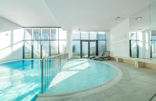 Gaski Apartamento | Apartament RIVIERA Let's Sea z Basenem by BALTIC CLUB