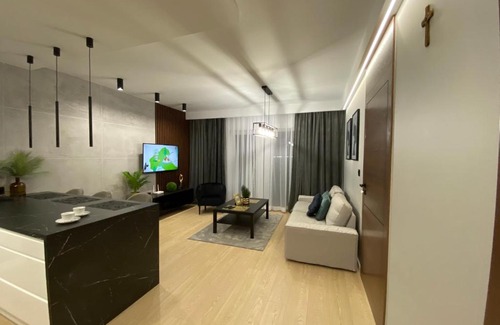 Mielec Apartamento | Apartament Skrzydlaty z ogródkiem