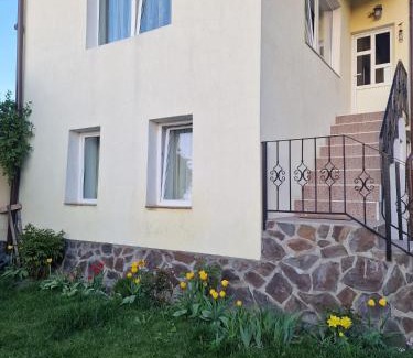 Rasnov Apartamento | Apartament Teilor