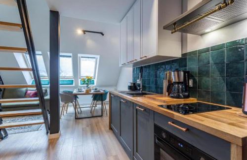Szklarska Poreba Apartamento | Apartament The View dwupoziomowy Green Resort z Basenem, Sauną, Jacuzzi - 5D Apartments
