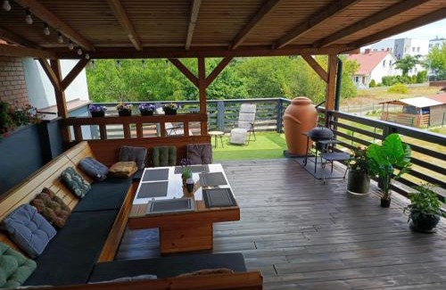 Brzezinka Apartamento | Apartament U ELI z prywatnym tarasem