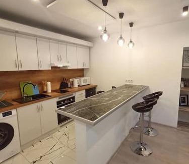 Szczecinek Apartamento | Apartament w centrum miasta przy parku i jeziorze